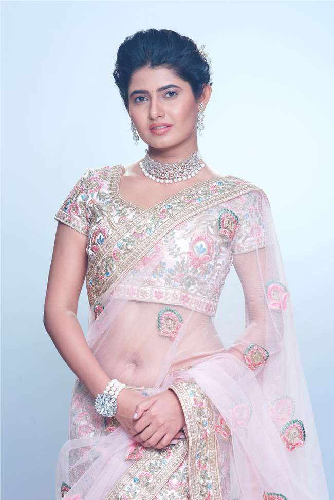 Actress Ashima Narwal Stills